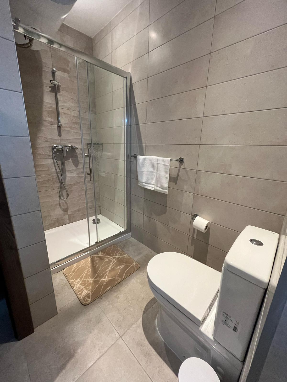 2 Bedroom Ensuite Maisonette for Long Let in Swieqi - €1,600/month photo 7
