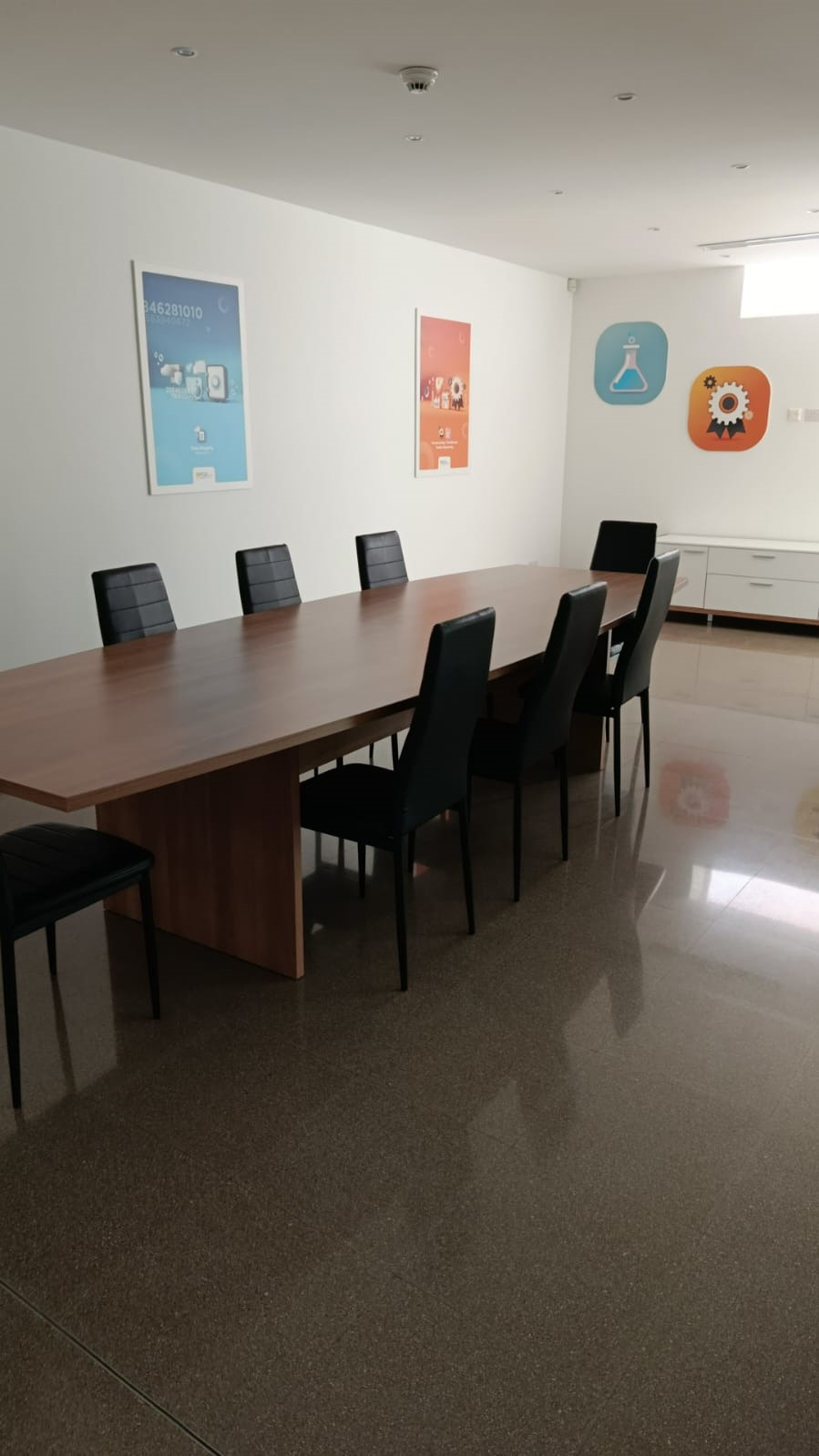 Office for Long Let in Naxxar - €1,000/month photo 7