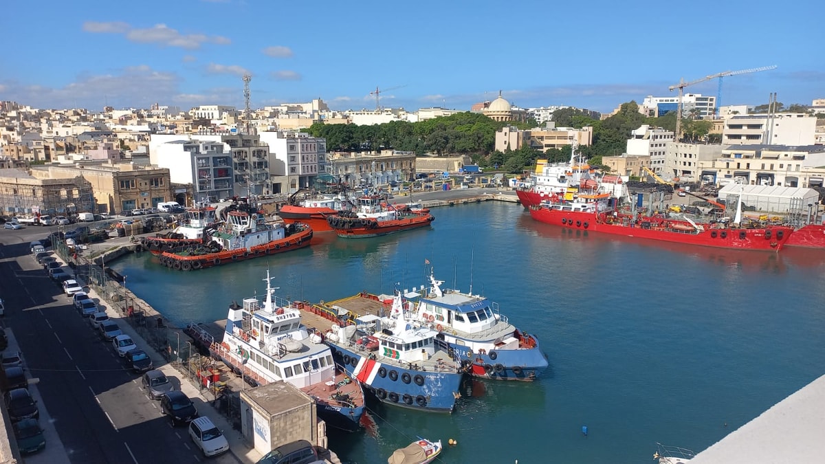 Office for Long Let in Marsa - €1,680/month