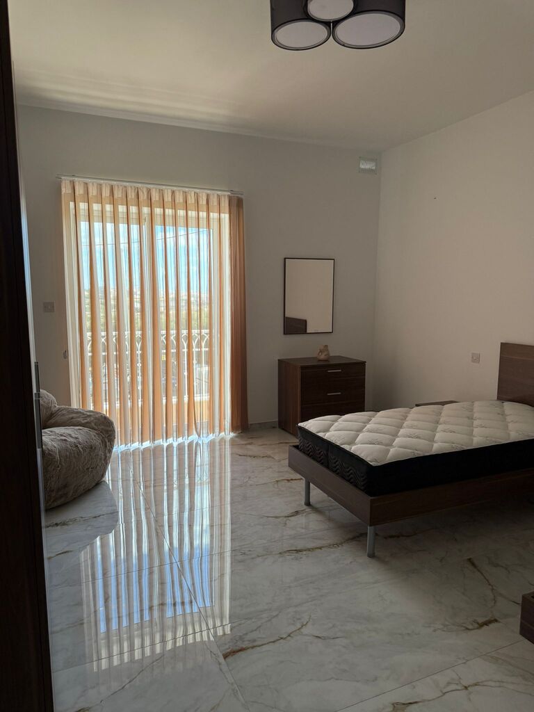 4 Bedroom Maisonette for Long Let in Żejtun - €2,400/month photo 20
