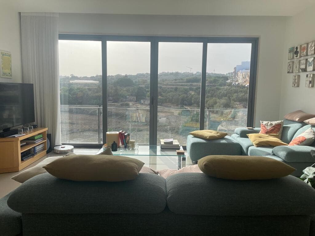 2 Bedroom Apartment for Long Let in Swieqi - €2,000/month
