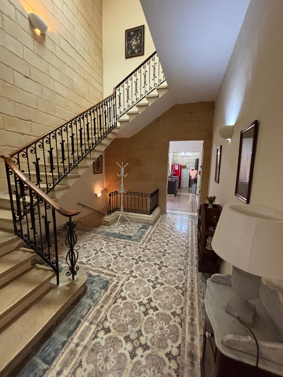 Spacious Pet-Friendly 3-Bedroom Townhouse in Sliema