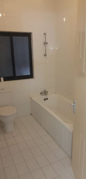 3 Bedroom Maisonette for Long Let in Marsaskala - €1,350/month photo 10