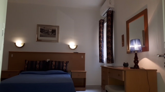 2 Bedroom Apartment for Long Let in St. Julian's - €1,400/month photo 5