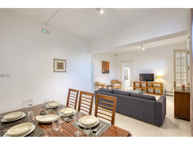 3 Bedroom Ensuite Maisonette for Long Let in Sliema - €2,200/month photo 2