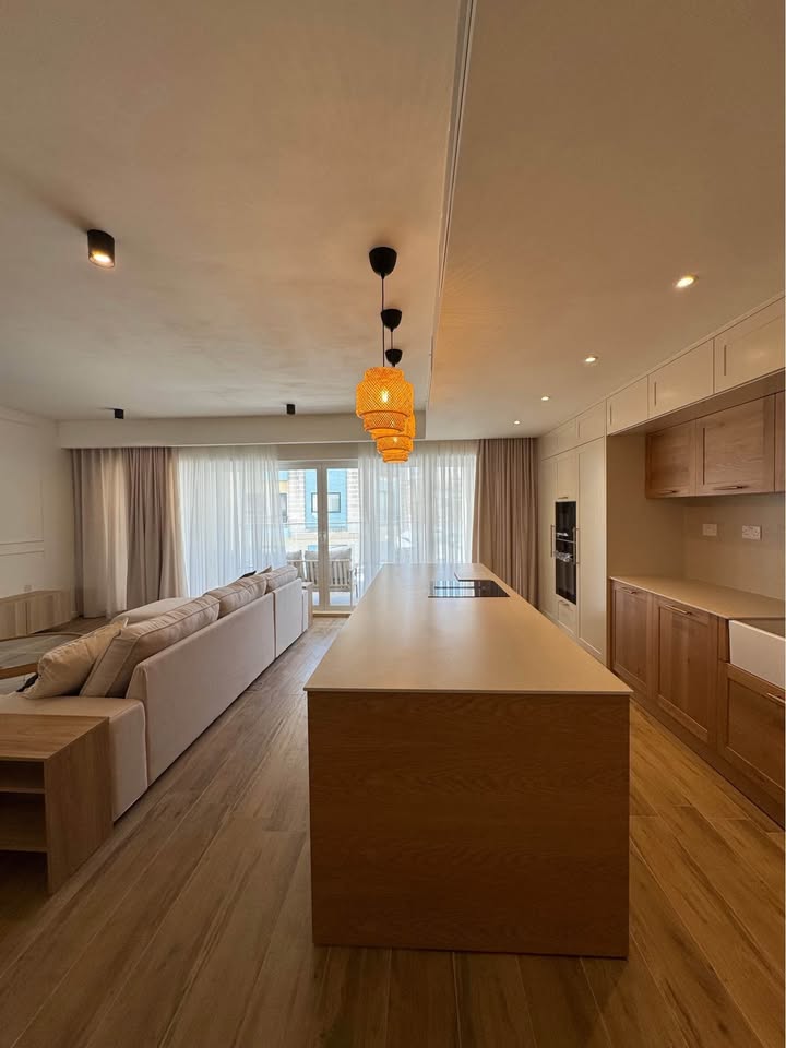 Highly Finished 3-Bedroom Apartment with A Large Terrace in Swieqi photo 3