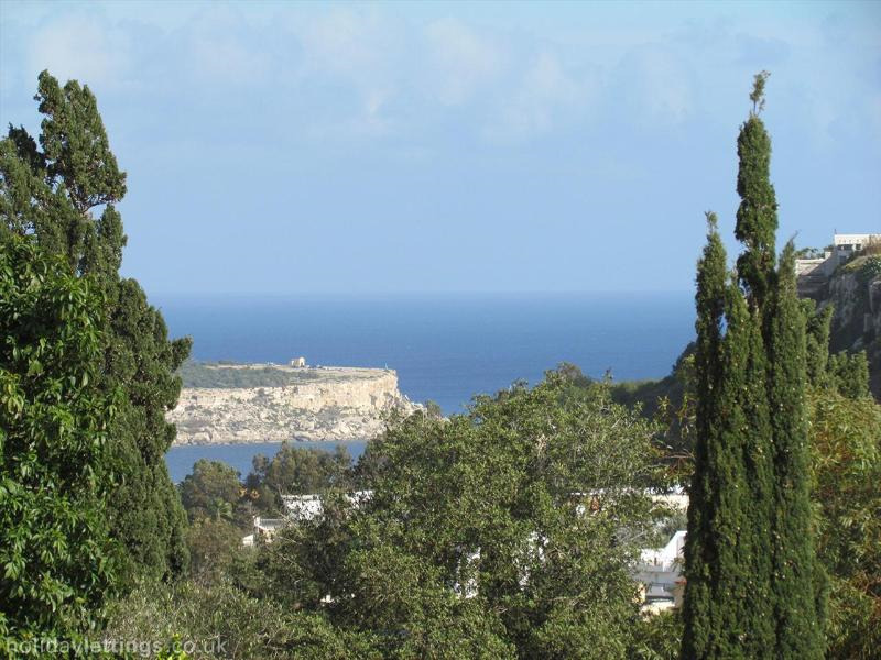 6 Bedroom Villa for Long Let in Mellieħa - €3,200/month photo 30