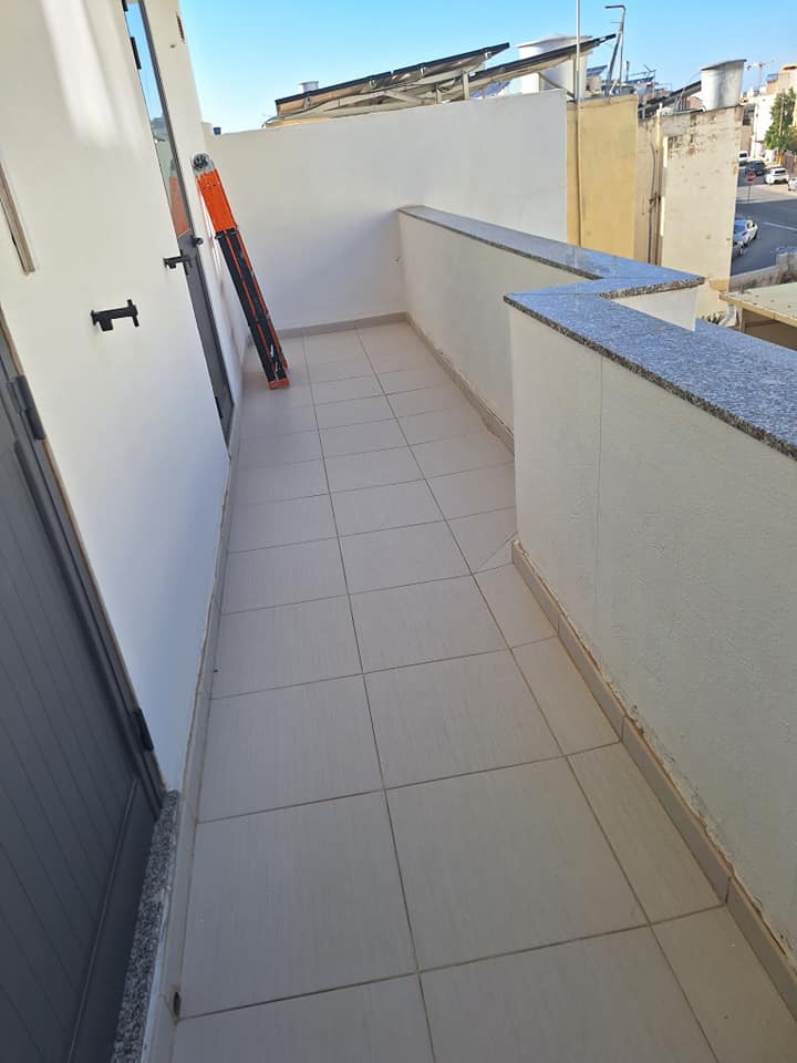 2 Bedroom Ensuite Apartment for Long Let in Mosta - €1,100/month photo 7