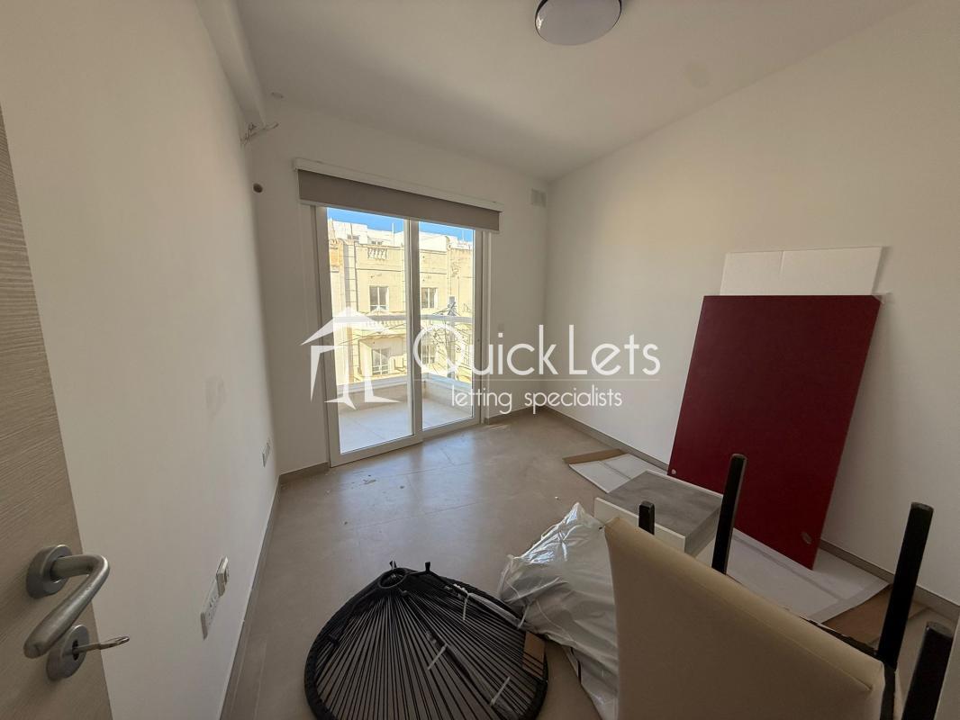 3 Bedroom Ensuite Apartment for Long Let in Mosta - €1,750/month photo 4
