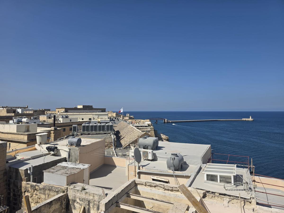 Magnificent Seaview 80sqm Character Apartment in Valletta