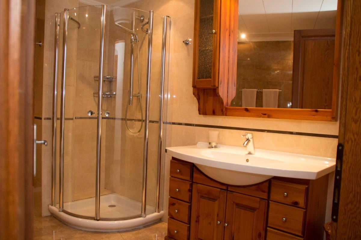 3 Bedroom Ensuite Apartment for Long Let in St. Julian's - €4,200/month photo 8
