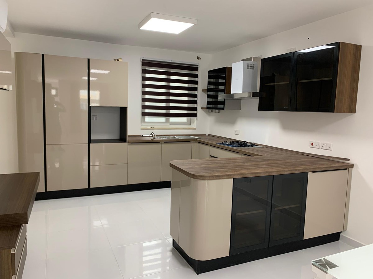 Modern 3-Bedroom Maisonette with A Large Terrace in Attard photo 2