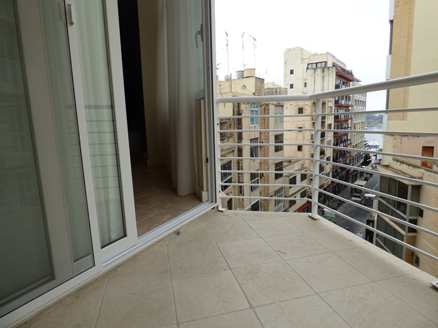 3 Bedroom Apartment for Long Let in Sliema - €1,800/month photo 4