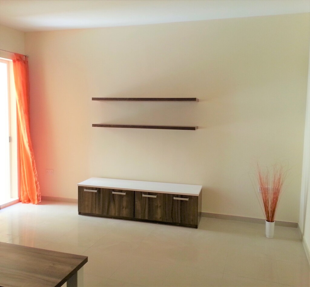 1 Bedroom Penthouse for Long Let in Qawra - €900/month photo 6