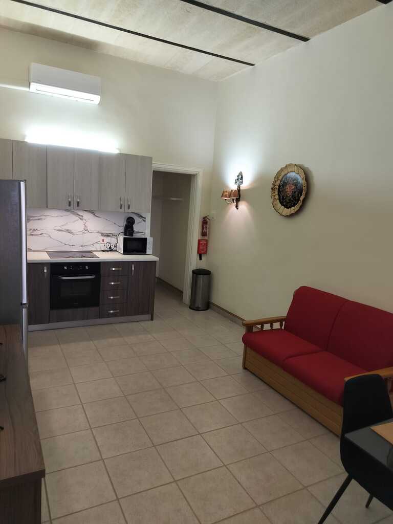 1 Bedroom Apartment for Long Let in Valletta - €1,500/month photo 4