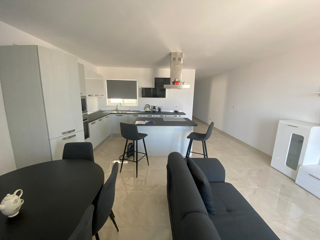 3 Bedroom Apartment for Long Let in Msida - €1,700/month photo 2