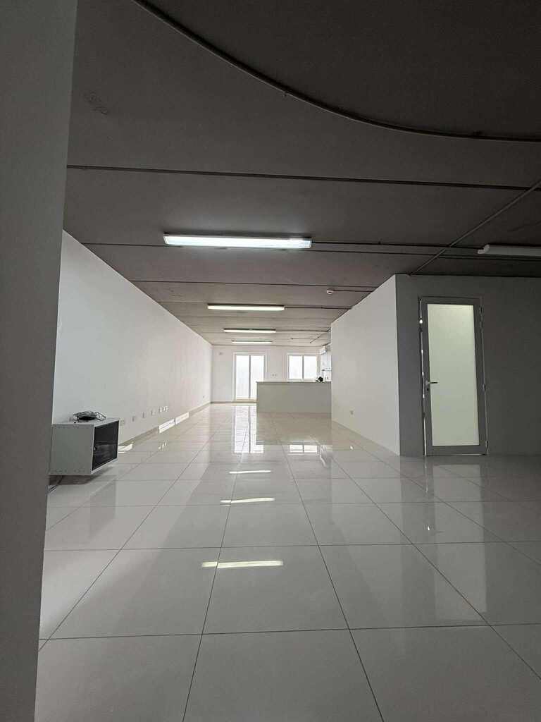 Office for Long Let in Għargħur - €1,900/month photo 2