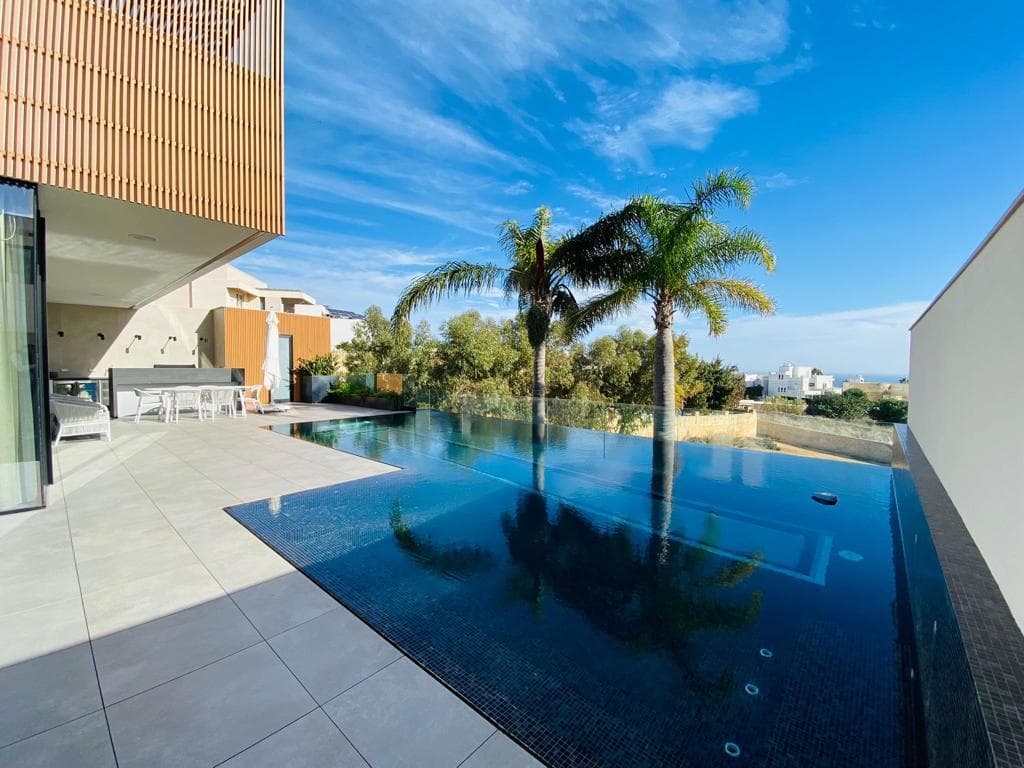 4 Bedroom Villa for Long Let in Madliena - €35,000/month
