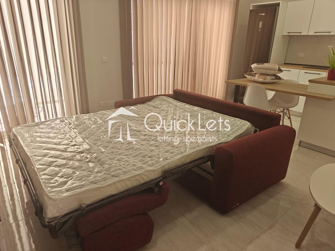 QORMI | Studio MAISONETTE  | €1,300 /month photo 2
