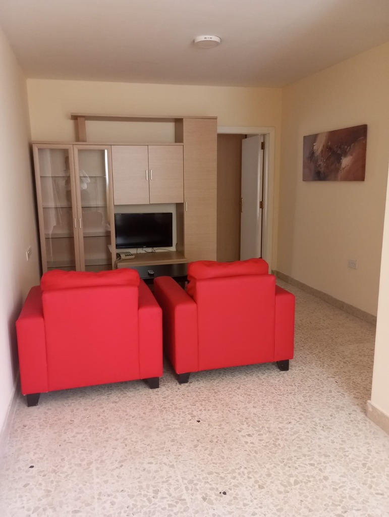 2 Bedroom Apartment for Long Let in Gżira - €1,300/month photo 2