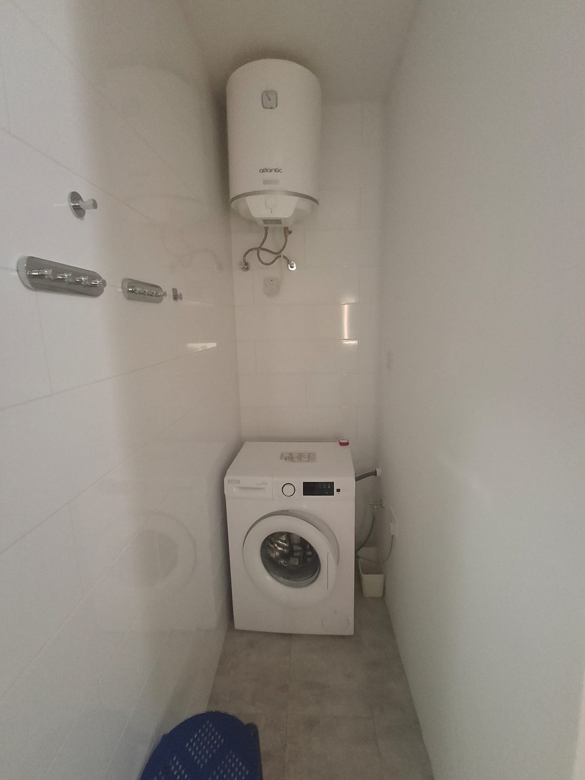 Beautifully Refurbished 2-Bedroom Apartment in Sliema photo 10