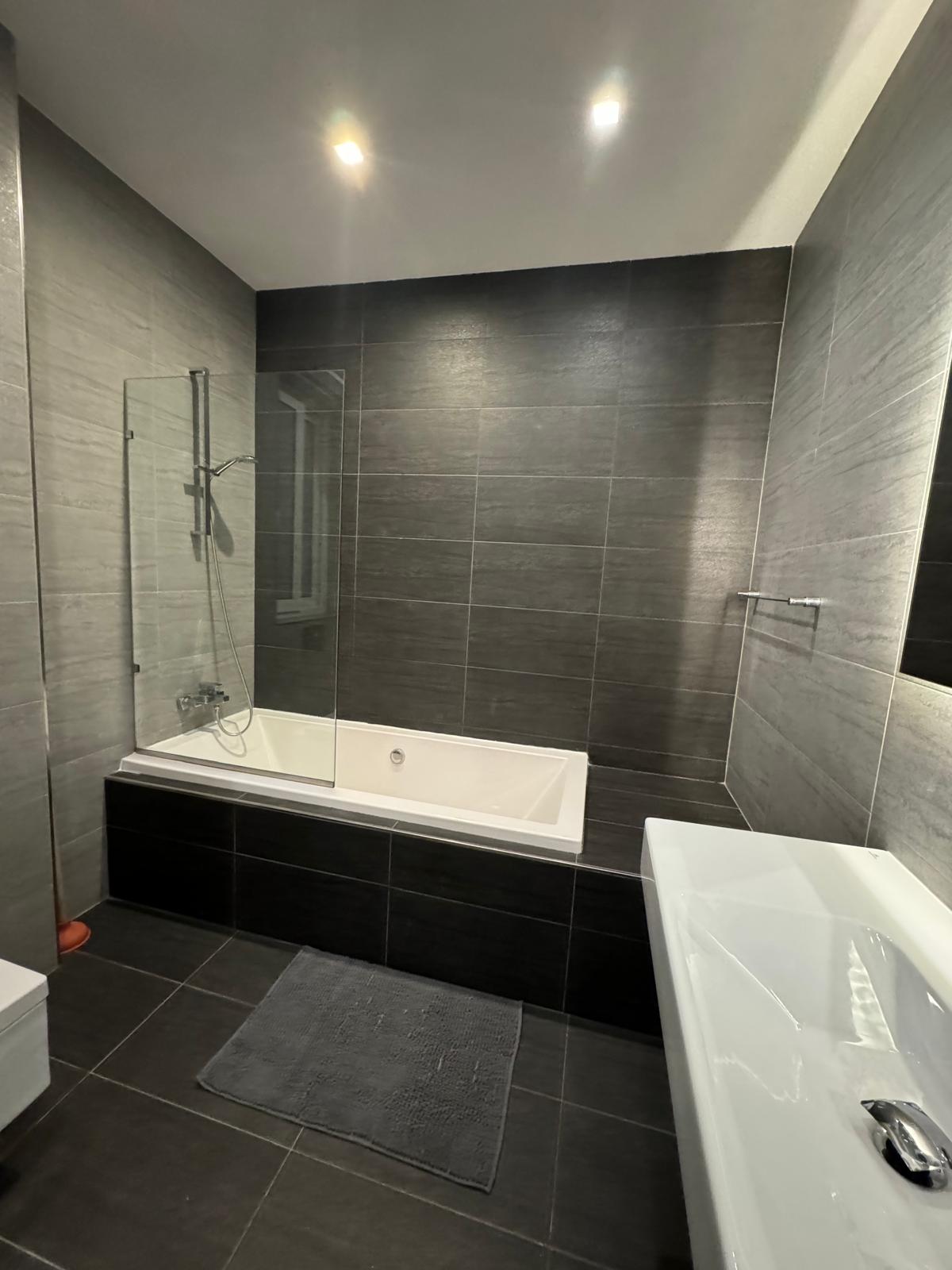 3 Bedroom Ensuite Penthouse for Long Let in Sliema - €2,700/month photo 8