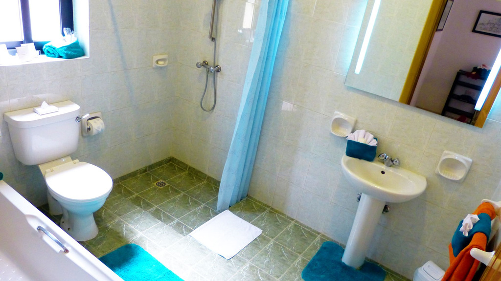 6 Bedroom Villa for Long Let in Mellieħa - €3,200/month photo 12
