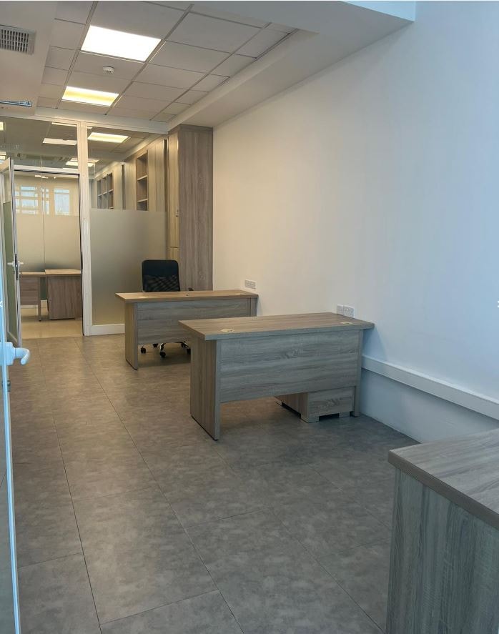 Office for Long Let in Gżira - €4,500/month photo 7