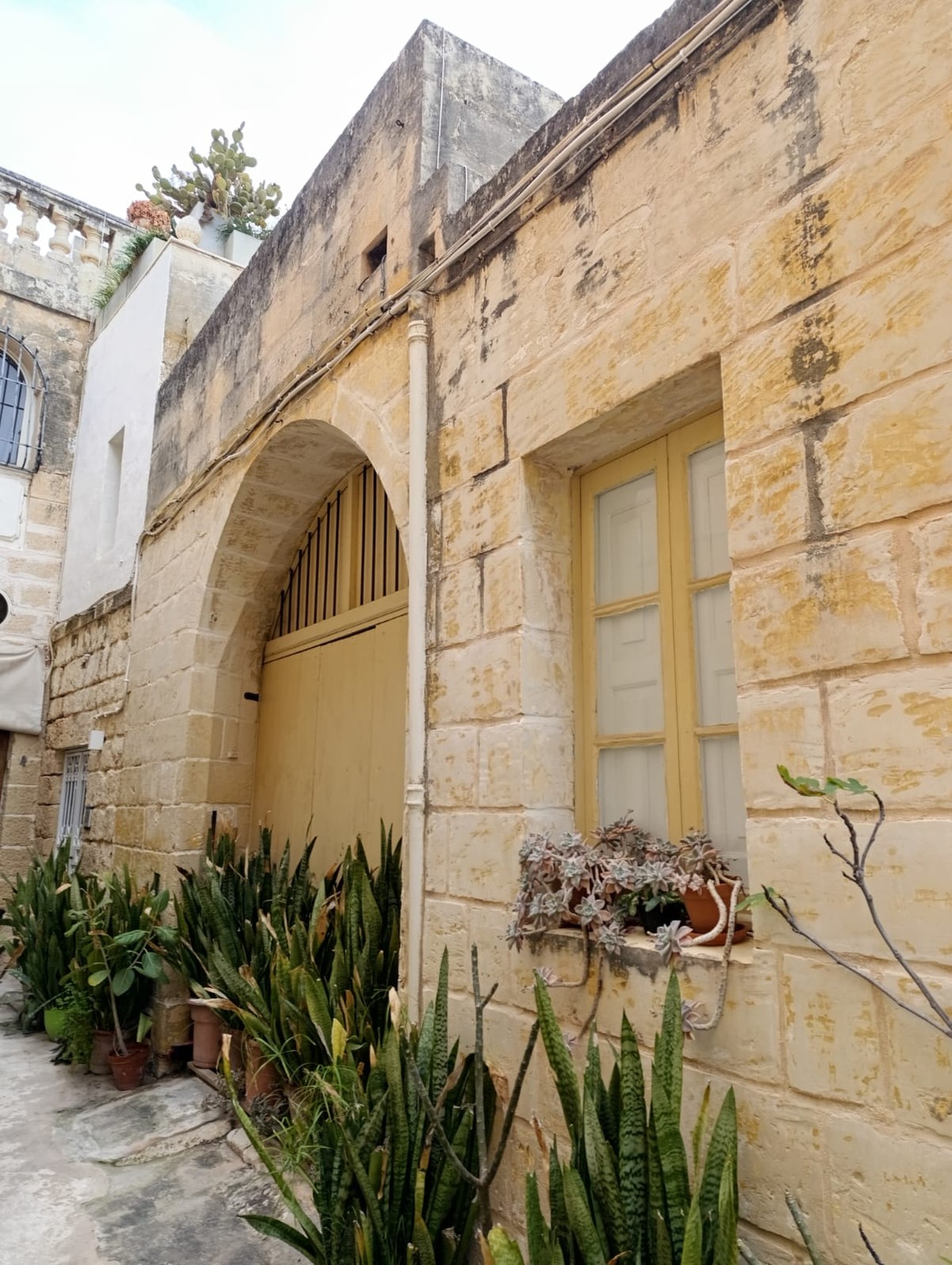 3 Bedroom House of Character for Sale in Żejtun - €645,000 photo 3