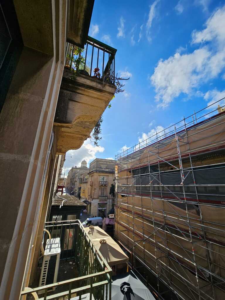 Office for Long Let in Valletta - €3,500/month photo 18