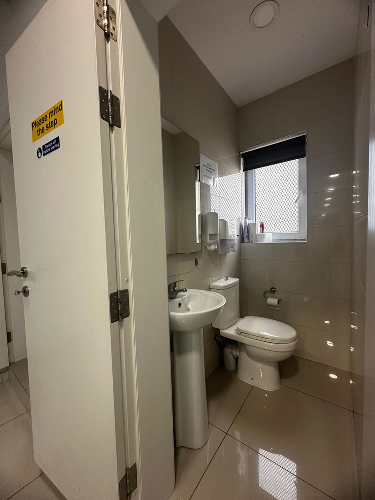 Office for Long Let in Ħamrun - €7,000/month photo 16