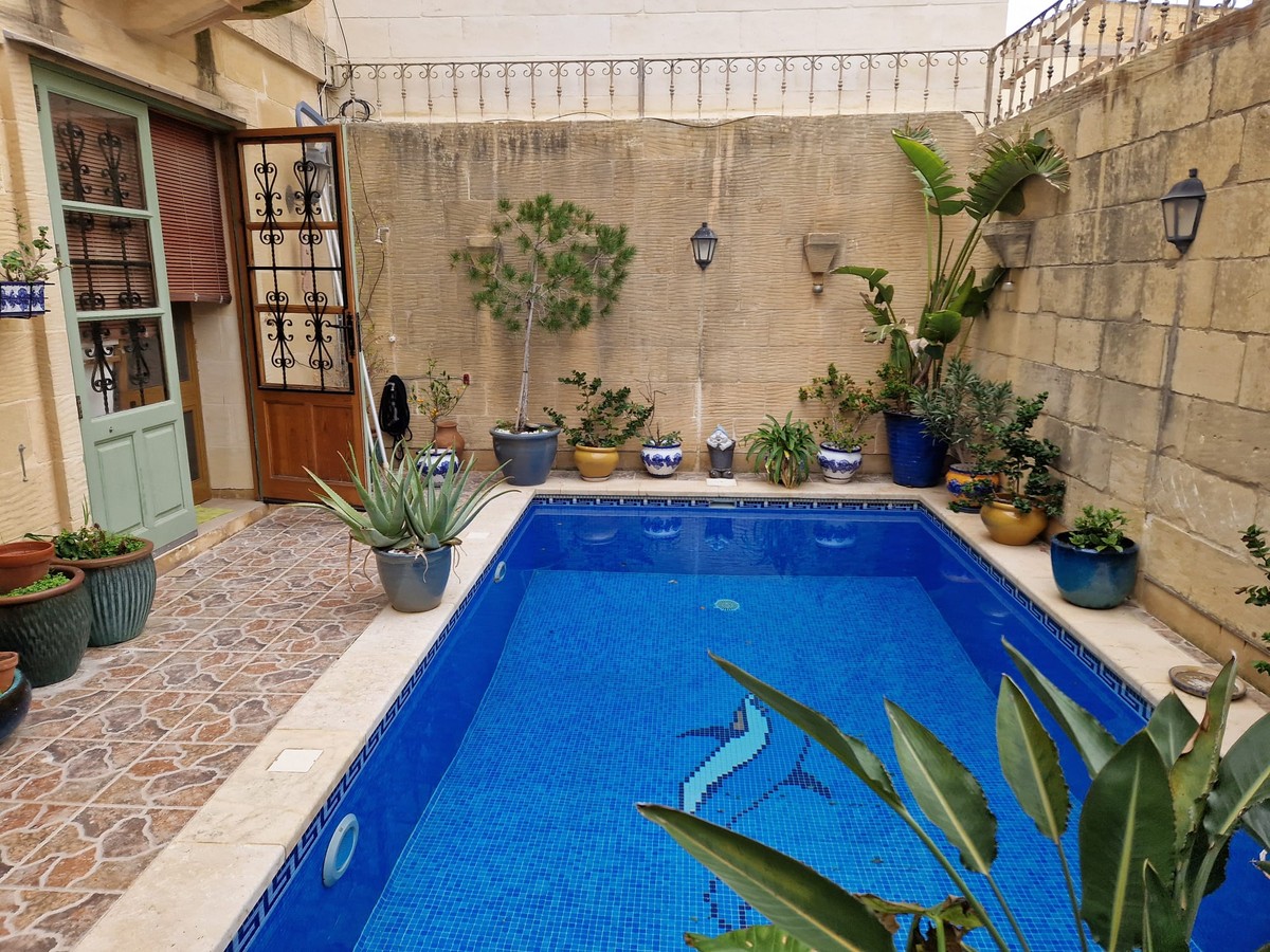3 Bedroom Ensuite Farmhouse for Long Let in Nadur - €1,800/month photo 6