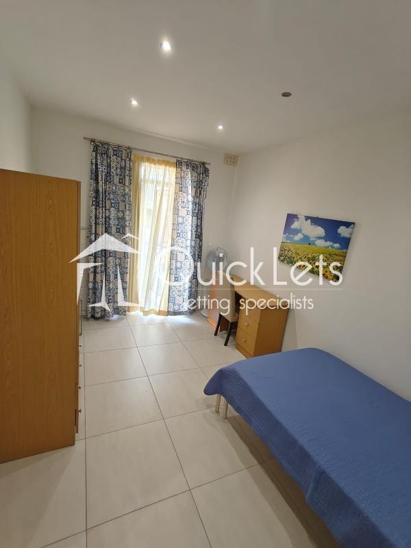 MARSAXLOKK | APARTMENT | €1,400/month photo 4