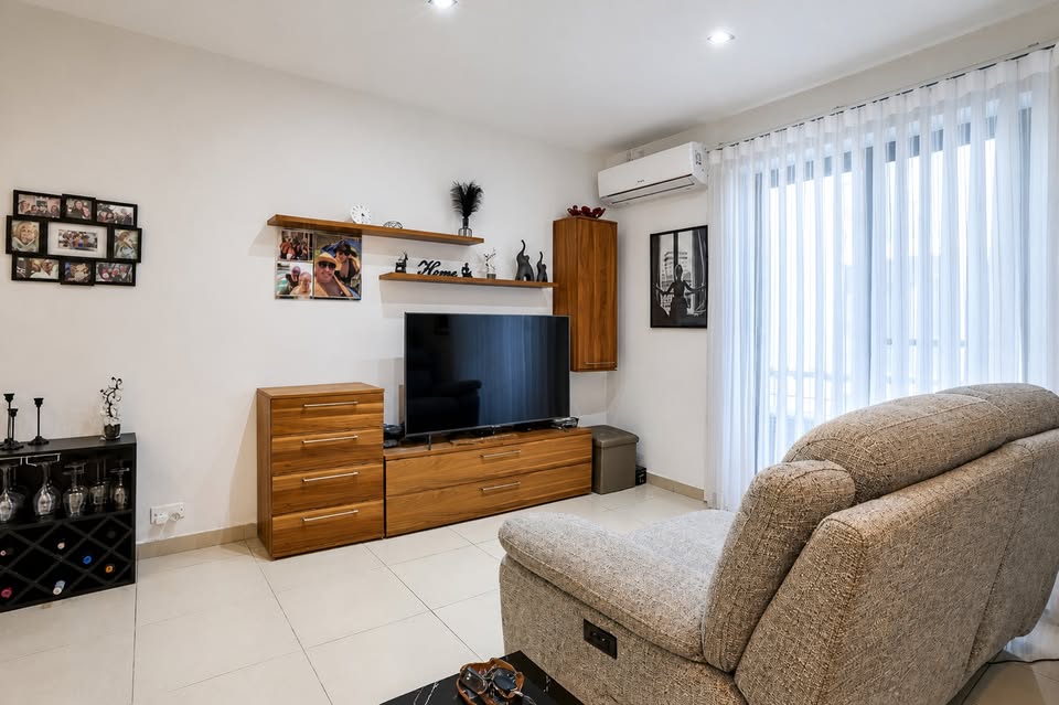 2 Bedroom Apartment for Sale in Swieqi - €430,000 photo 3