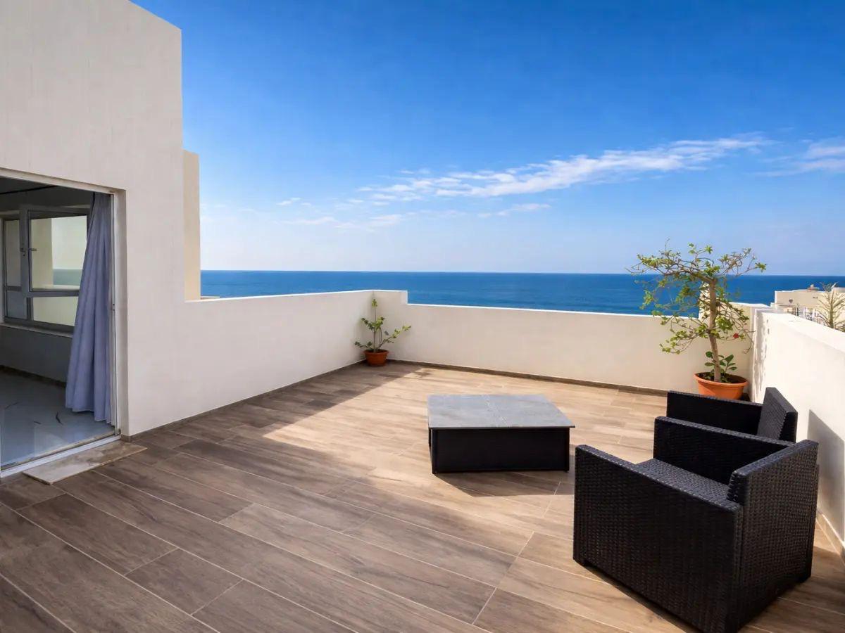 2 Bedroom Ensuite Penthouse for Long Let in Xgħajra - €2,000/month photo 2