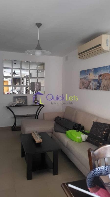 2 Bedroom Penthouse for Long Let in Mosta - €1,300/month