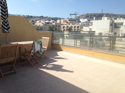 2 Bedroom Penthouse for Long Let in Baħar iċ-Ċagħaq - €1,700/month