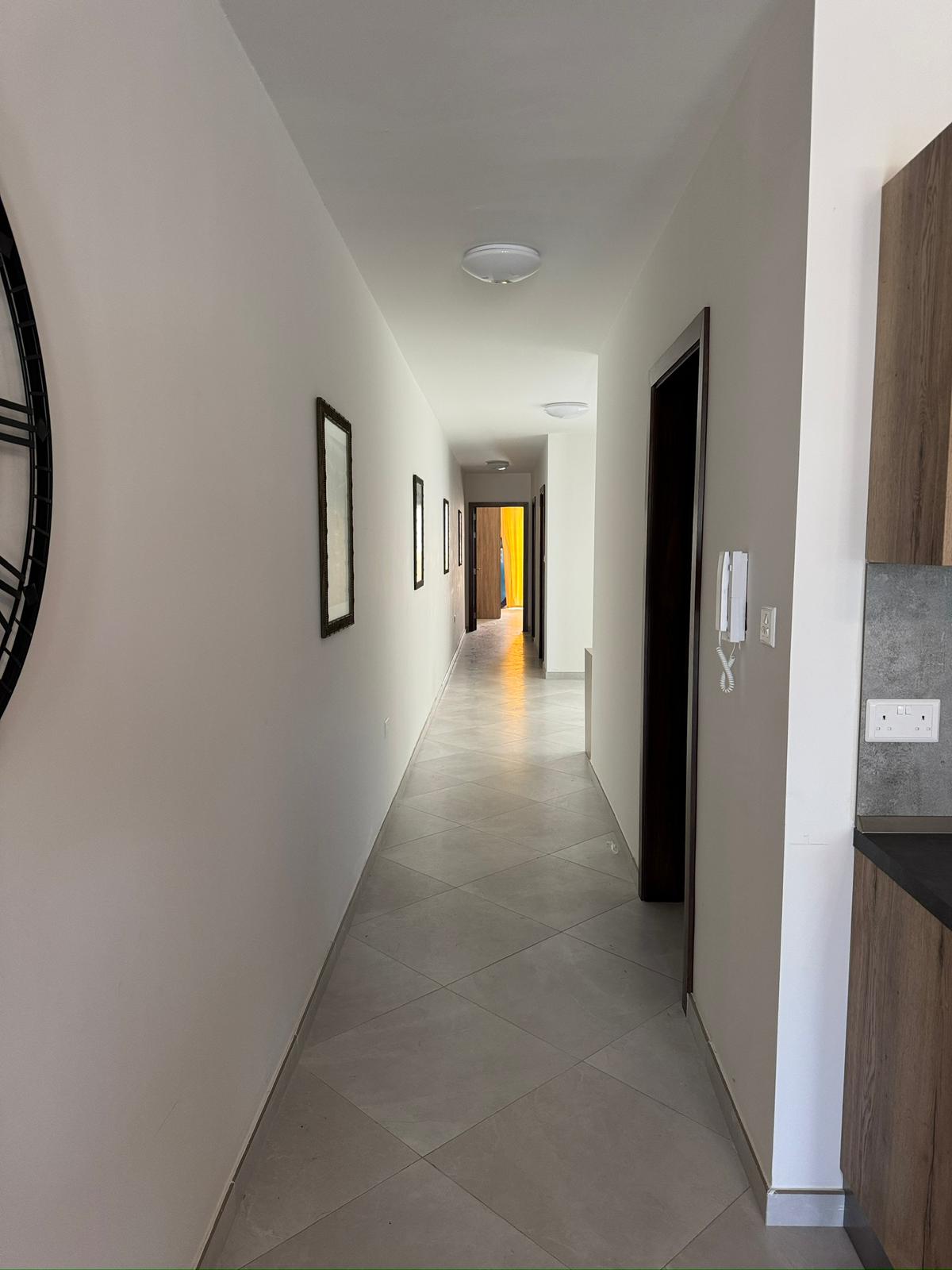 Modern 2-Bedroom Apartment with A Private Pool in Mosta photo 5
