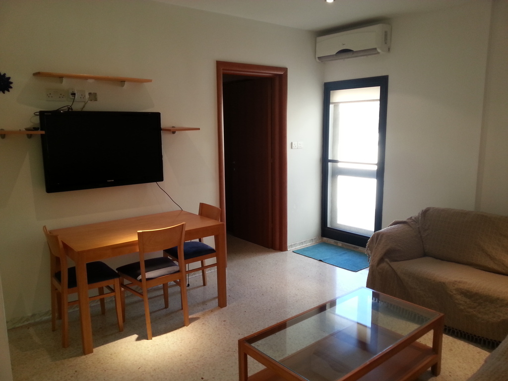 2 Bedroom Penthouse for Long Let in Sliema - €1,800/month photo 8
