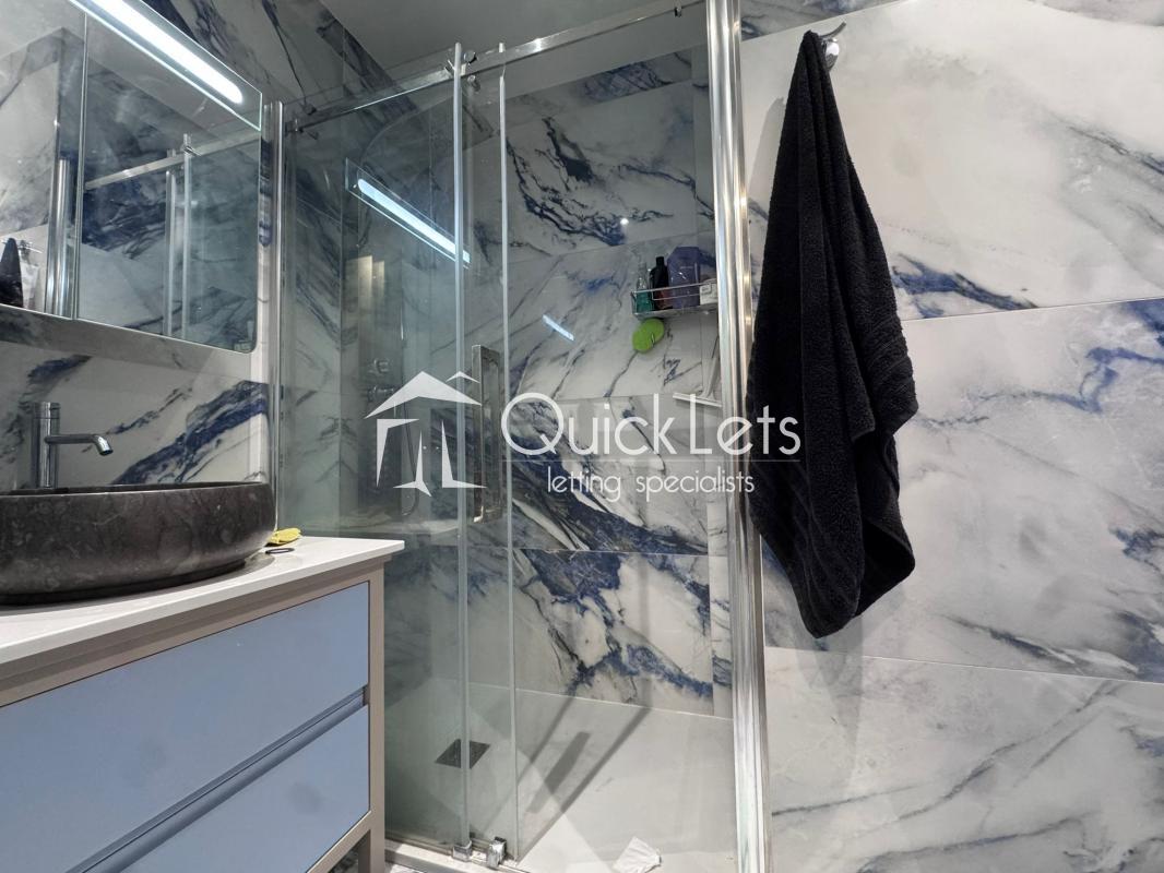 2 Bedroom Ensuite Apartment for Long Let in Mosta - €1,600/month photo 8