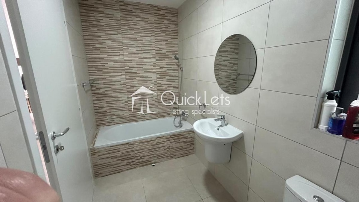MARSASCALA  | APARTMENT | €1,500 /month photo 10