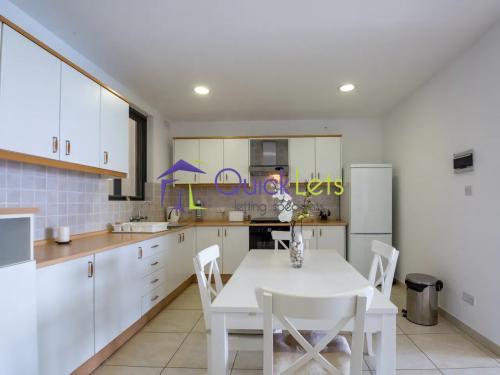 1 Bedroom Apartment for Long Let in Marsaskala - €1,300/month photo 6