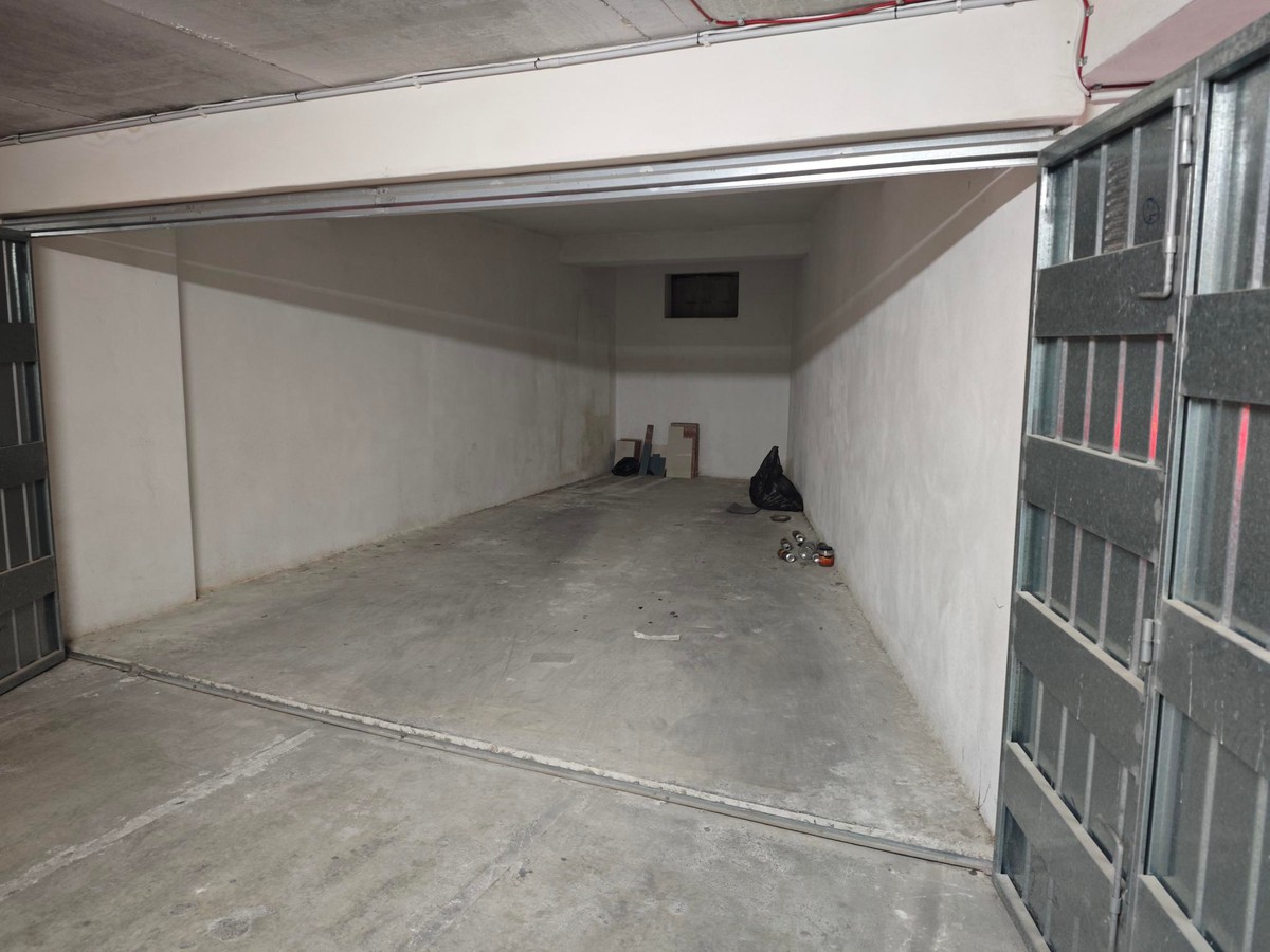one large-car garage for rent in swatar