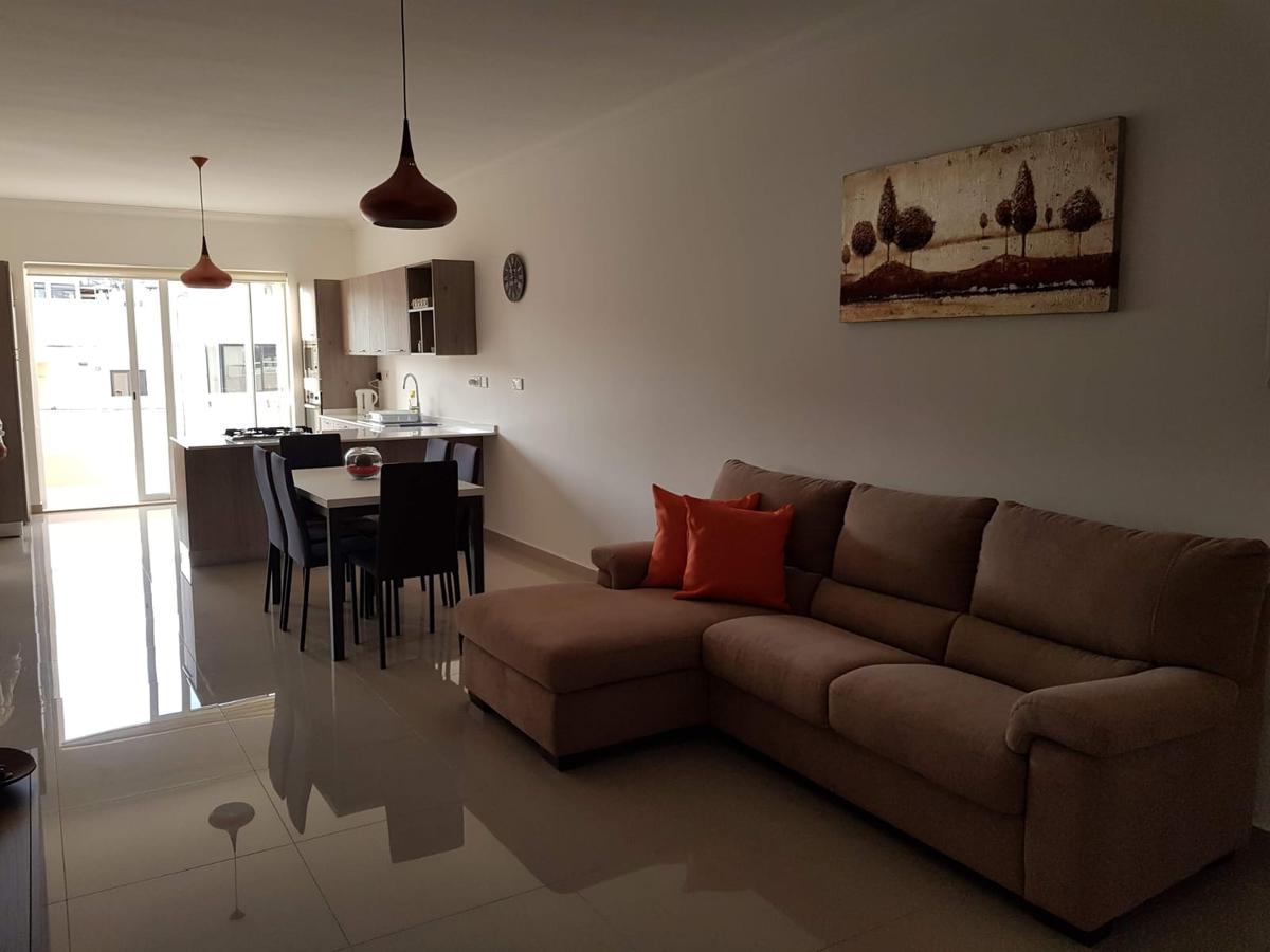 3 Bedroom Ensuite Apartment for Long Let in Swatar - €1,600/month