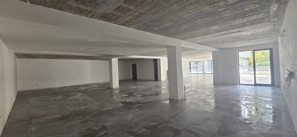 Office for Long Let in Msida - €3,000/month photo 2