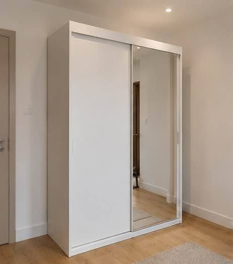 Beautifully Furnished 1-Bedroom Apartment in Gżira photo 5