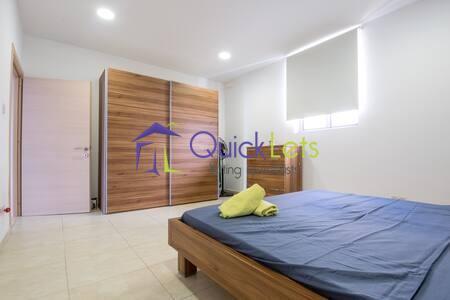 1 Bedroom Apartment for Long Let in Marsaskala - €1,300/month photo 4