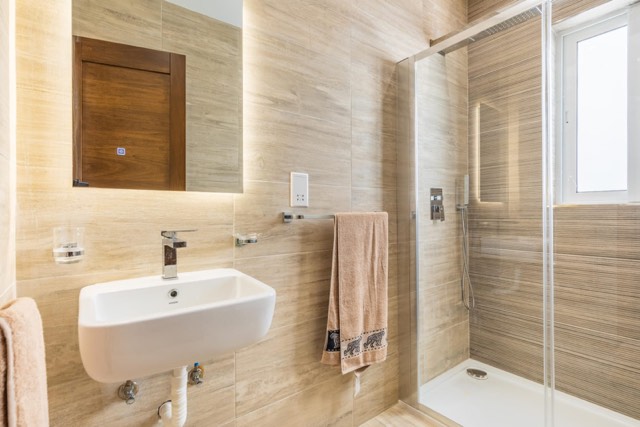 2 Bedroom Penthouse for Long Let in Mellieħa - €2,300/month photo 9