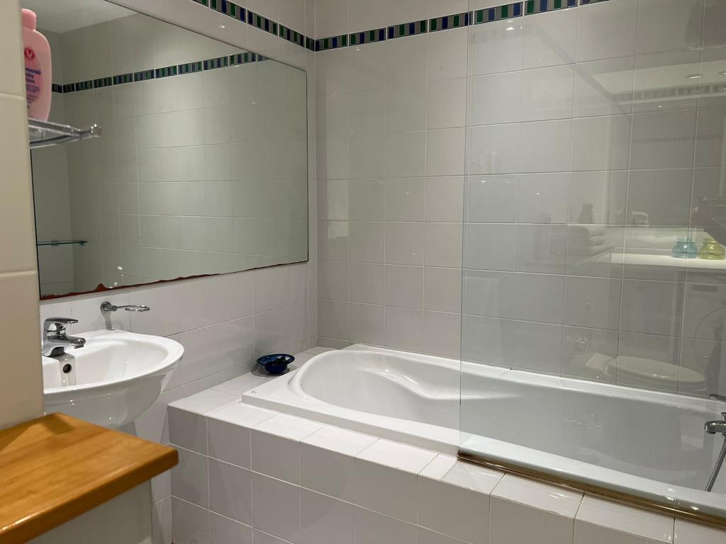 1 Bedroom Apartment for Long Let in St. Julian's - €2,200/month photo 4