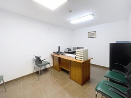 Office for Long Let in Naxxar - €4,500/month photo 5